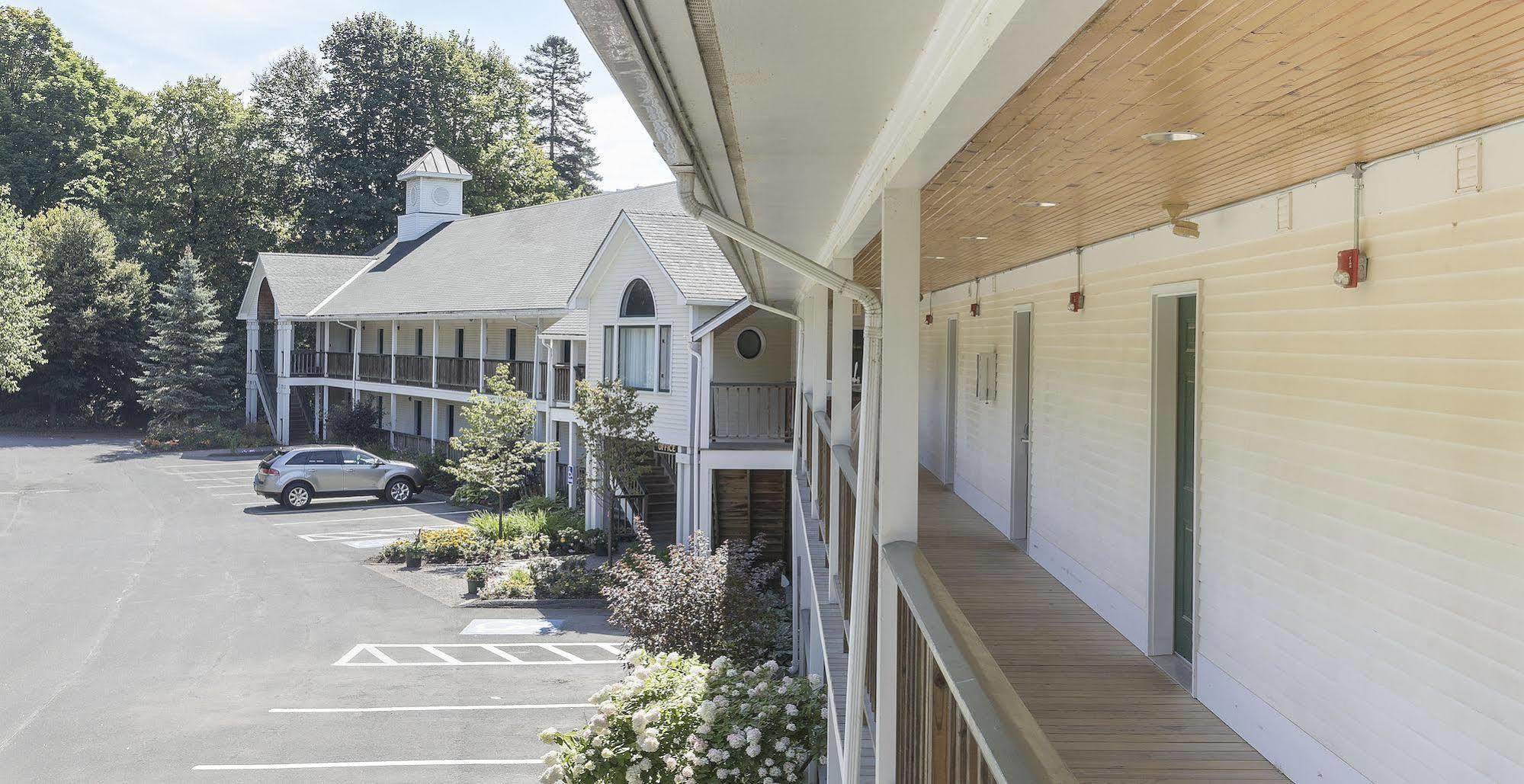 Fairbanks Inn St. Johnsbury Dış mekan fotoğraf